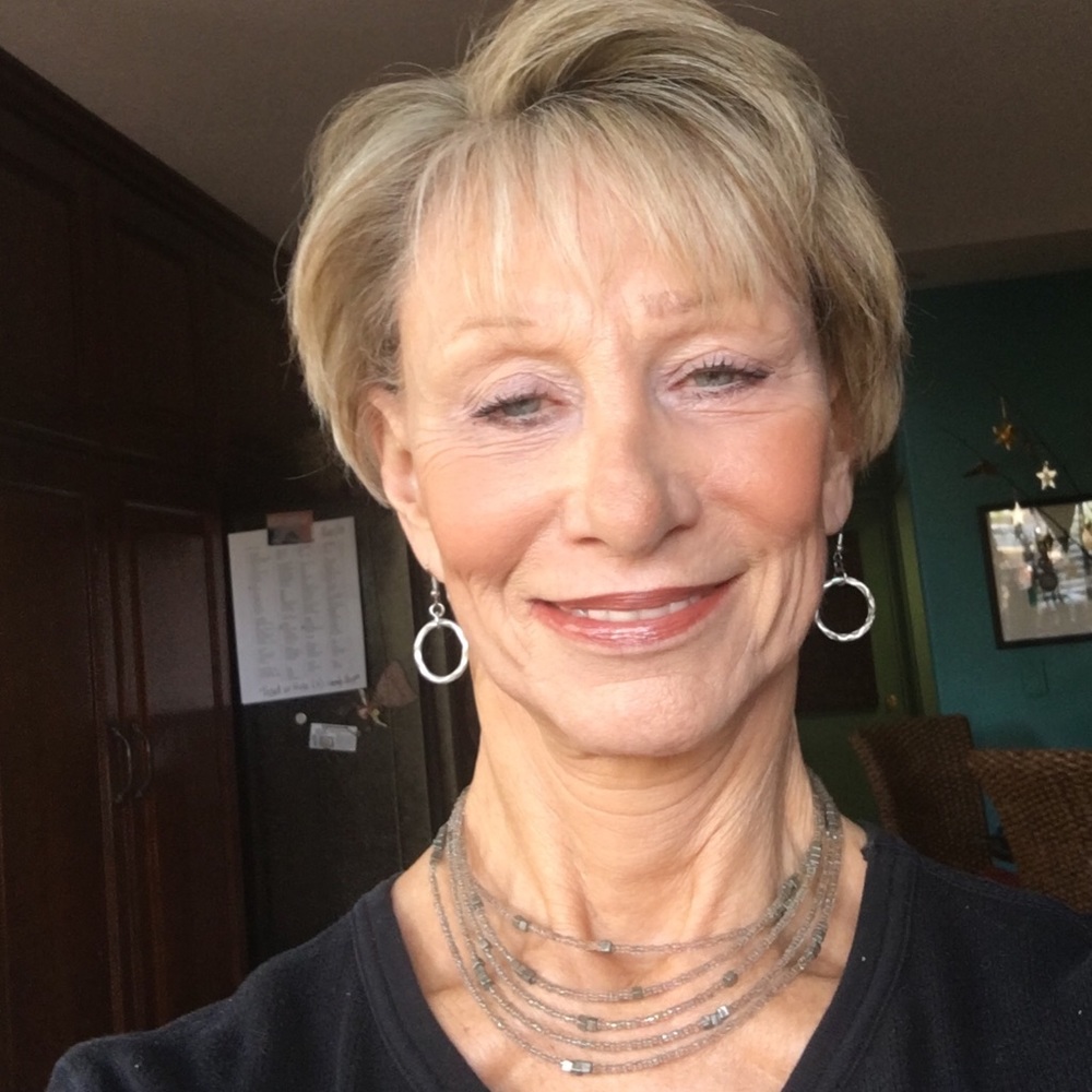 Meet your Posher, Nancy